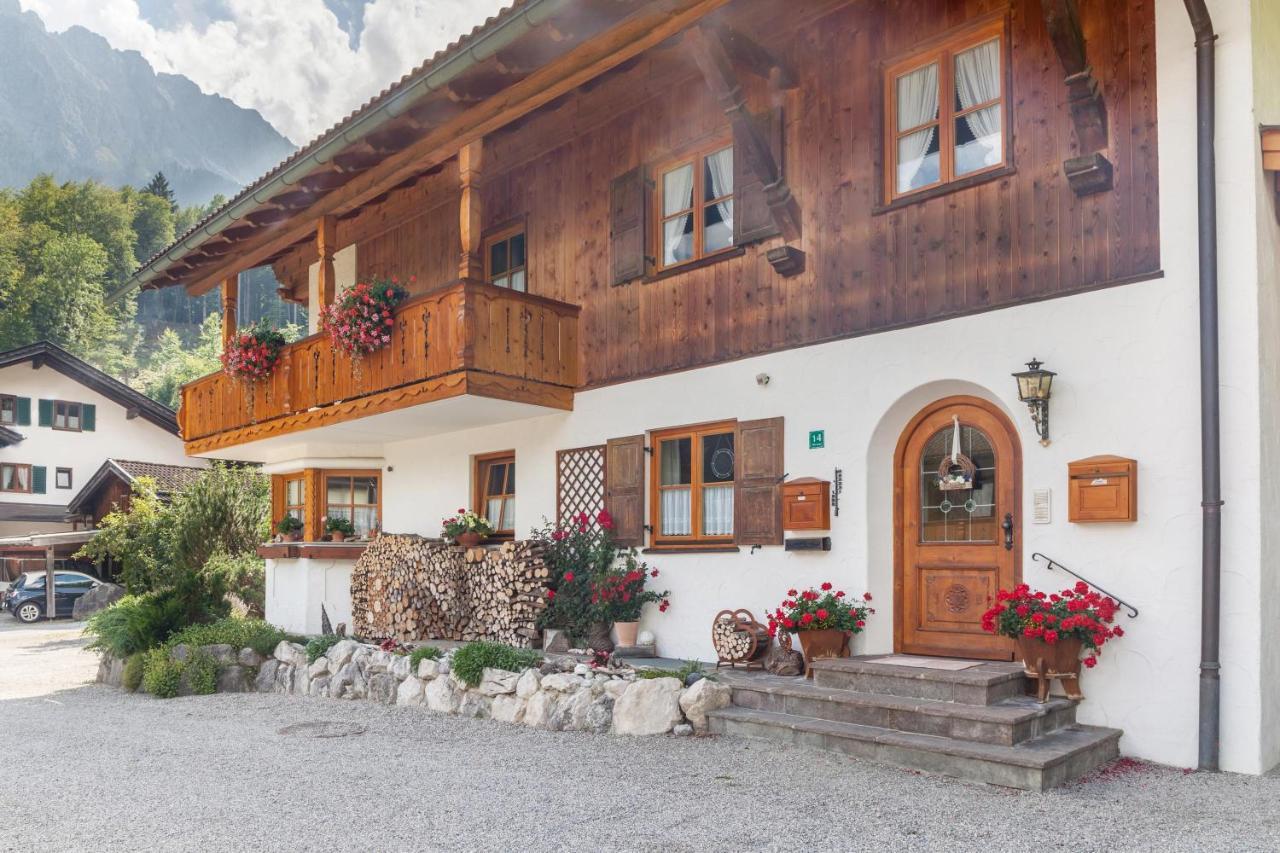 Ferienwohnung Alpenrose ไกรน์เนา ภายนอก รูปภาพ