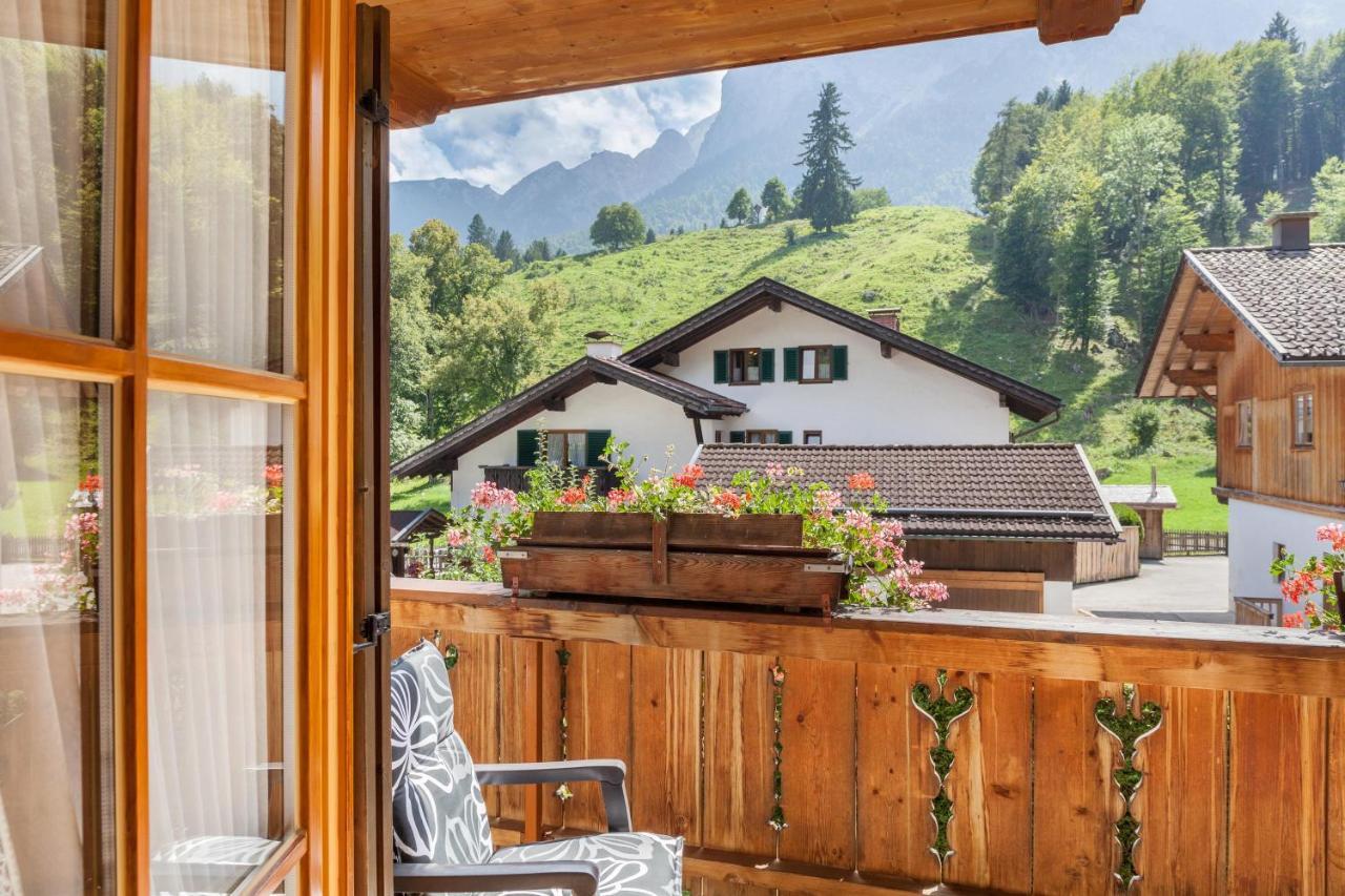 Ferienwohnung Alpenrose ไกรน์เนา ภายนอก รูปภาพ